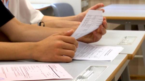 Elevii care dau examen de admitere la liceu în această vară încă nu au primit broşura cu informaţiile necesare