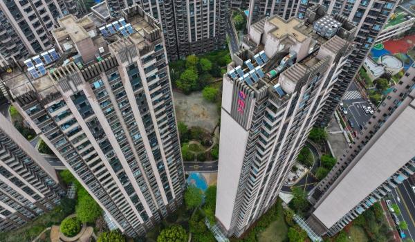 China a găsit soluţia pentru a salva piaţa imobiliară în criză. Statul ar putea cumpăra milioanele de locuinţe nevândute