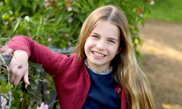 Prinţul William şi Kate au dat publicităţii o fotografie a fiicei lor, Charlotte, care a împlinit 9 ani