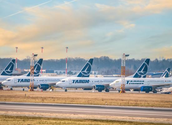 Bilete de avion gratuite de la TAROM pentru copii, de 1 iunie. Compania organizează Ziua Porților Deschise