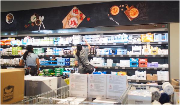 Cristina a renunţat la jobul unde câştiga 1.300 €, în Milano: "Pari proastă pentru că încerci să acționezi". Italianca locuieşte acum cu părinţii