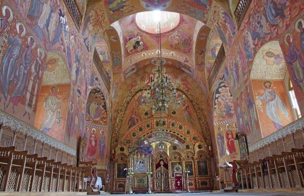 Sfântul Apostol Vartolomeu şi Sfântul Luca al Crimeii sunt prăznuiţi pe 11 iunie