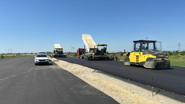 (P) Fotoreportaj: vară constructivă pentru AKTOR pe A0 București Sud Lot 3