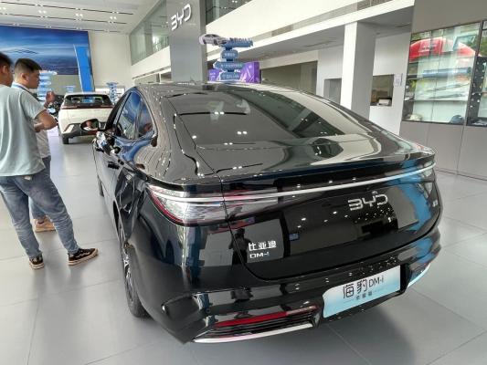 Răzbunarea Chinei pe Europa. Producătorii auto chinezi cer tarife noi pentru maşinile din UE