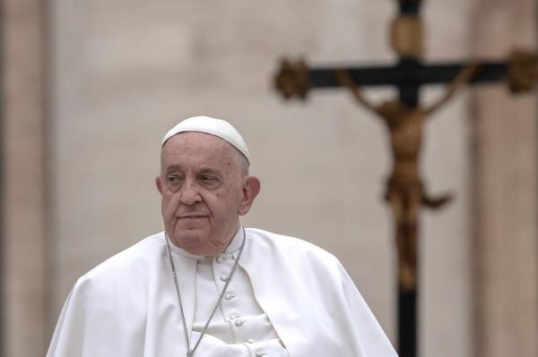 Reacţia Papei Francisc după ce un student i-a cerut să nu mai jignească bărbaţii gay. "Femeile sunt cei mai buni oameni"