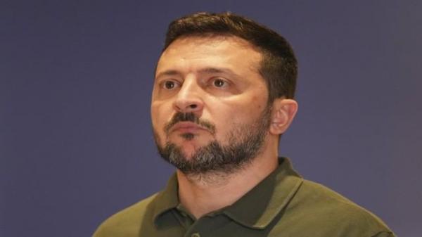 "99% din armata îl urăşte pentru ceea ce face". Zelenski demite un general după ce a fost criticat de comandantul Azov