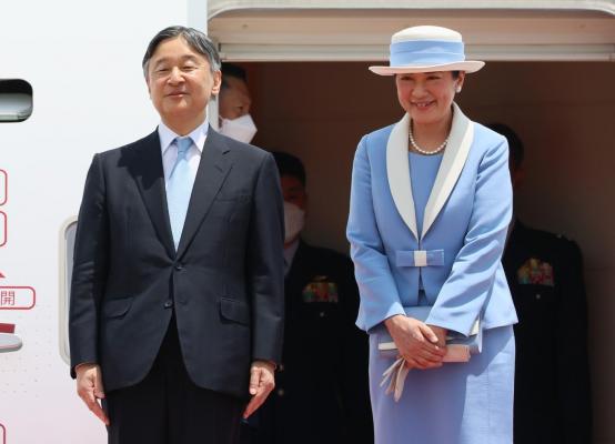 Împăratul Naruhito și împărăteasa Masako vor fi primiți cu covorul roșu