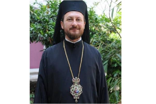 Fostul episcop Cornel Onilă şi fostul arhimandrit Sebastian Jitaru, condamnaţi la pedepse mari pentru că au violat trei elevi