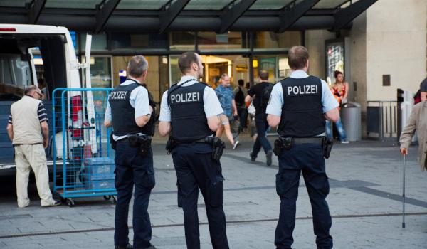 Atac cu cuţitul în Germania. Un politician din partidul extremist de dreapta AfD a fost înjunghiat, în Mannheim