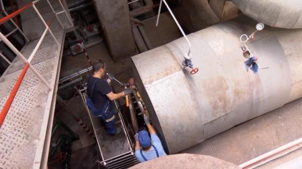 Avarie majoră în Sibiu. Mii de locuinţe au rămas fără apă, după ce o conductă s-a spart