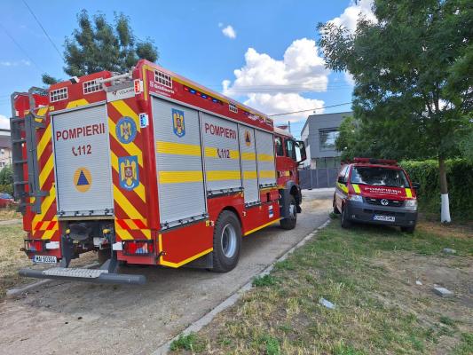 Explozie la Liceul Tehnologic din Bolintin Vale. Doi elevi au ajuns la spital cu arsuri. Ce ar fi produs deflagraţia