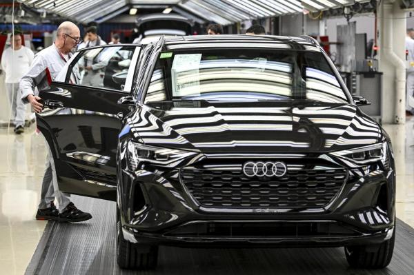 Volkswagen ia în calcul în premieră închiderea uzinelor Audi de la Bruxelles.Cerere scăzută de modele electrice