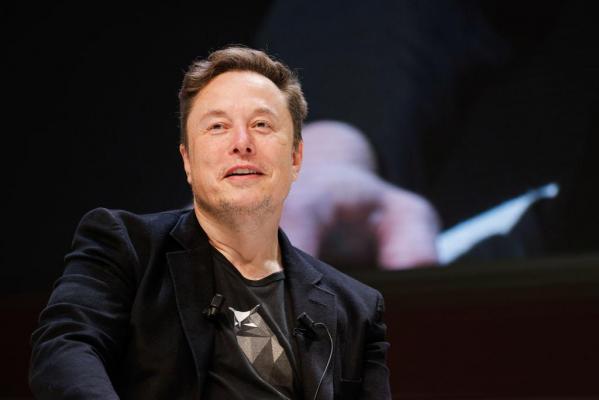 Elon Musk anunţă că va muta sediile SpaceX și X din California, guvernată de democraţi, după o lege despre elevii transgenderi