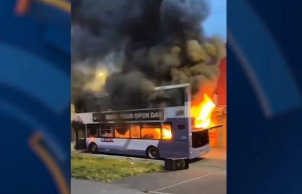 Revoltă de stradă cu români furioși în Leeds