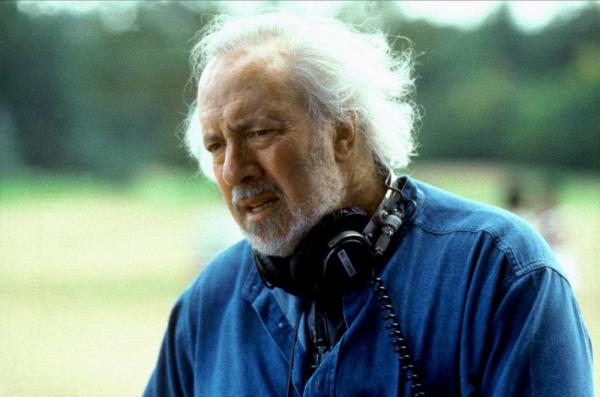 Robert Towne, scenaristul filmului Chinatown şi câştigător al premiului Oscar, a murit la vârsta de 89 de ani
