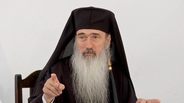 Radio Dobrogea, amendat cu 10.000 de lei de CNA după ce ÎPS Teodosie a îndemnat femeile să nu plece din relaţii abuzive