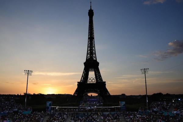 Turnul Eiffel, din Paris, atrage anual milioane de vizitatori