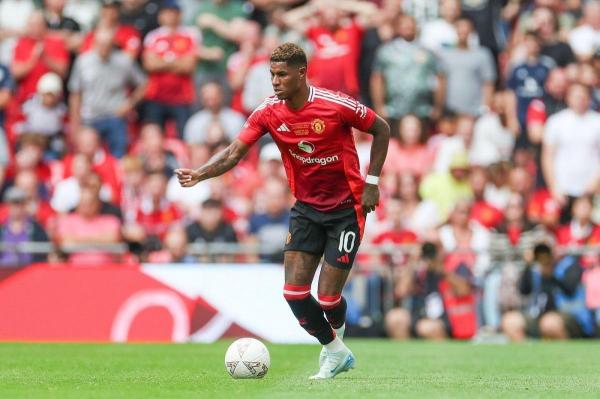 Manchester United, echipa lui Marcus Rashford, este favorită în meciul cu Fulham