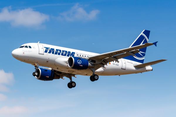avion TAROM