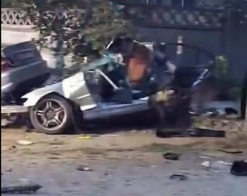 Accident teribil în Maramureş. Doi tineri poliţişti au murit, o colega de-a lor e grav rănită
