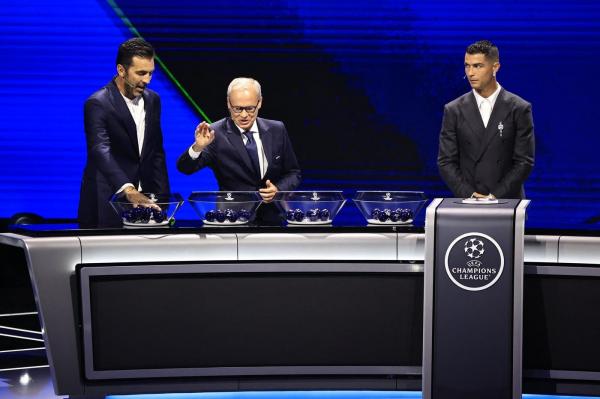 Moment istoric în Liga Campionilor: s-a tras la sorţi faza ligii, în care fiecare echipă va avea opt adversare. Care sunt cele mai tari meciuri