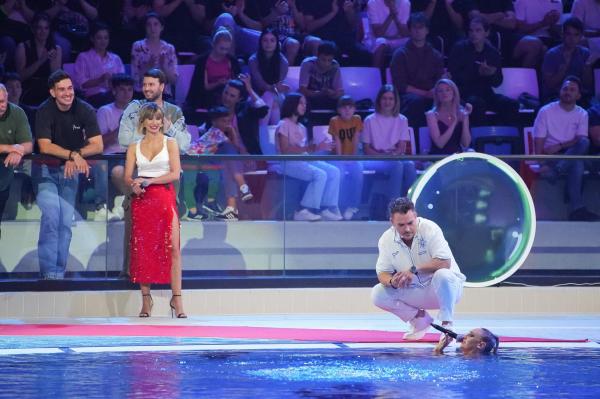 Ilona Brezoianu plutește la Splash! Vedete la Apă, vineri, de la 20.30, la Antena 1