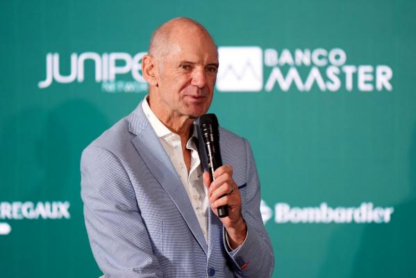 Formula 1: Inginerul Red Bull Adrian Newey pleacă la Aston Martin din 2025