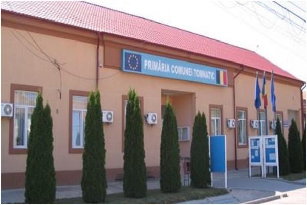 Suspiciune de fraudă cu fonduri europene de un milion de euro, la o primărie din Timiş. Percheziţii la casa primarului şi a contabilei