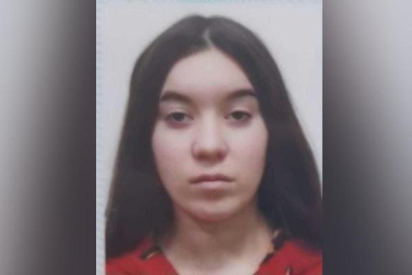 O adolescentă de 14 ani care a fugit de acasă, căutată de poliţişti şi jandarmi în Argeş. Familia a anunţat după 5 zile autorităţile