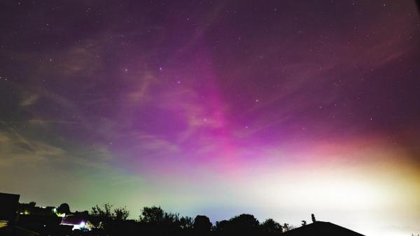 Aurora boreală, spectacol pe cerul României. În ce zone din țară a putut fi zărită