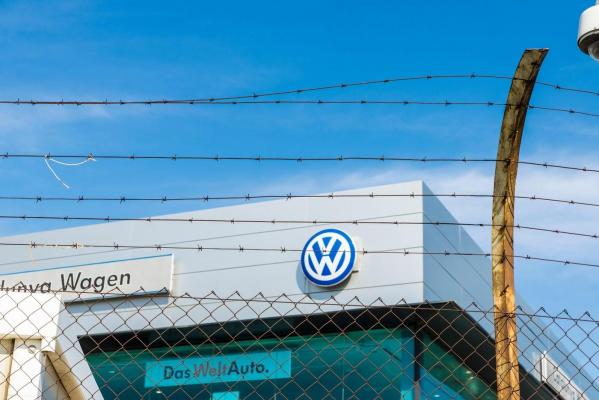 Volkswagen vrea să închidă mai multe fabrici din Germania pentru a reduce din costuri