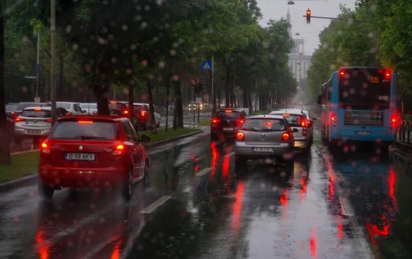 Prognoza meteo pentru Bucureşti. De când se încălzeşte vremea în Capitală. Temperaturile vor urca până la 21 de grade