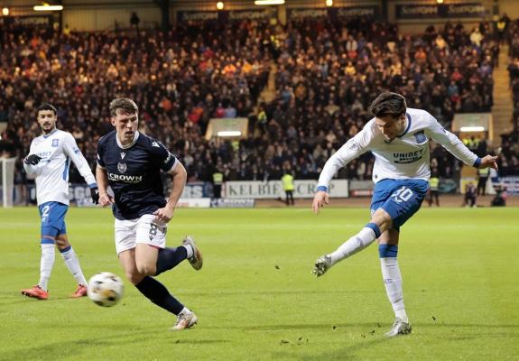 Ianis Hagi nu a reuşit să-şi ajute echipa, Glasgow Rangers, să câştige pe terenul lui FC Dundee