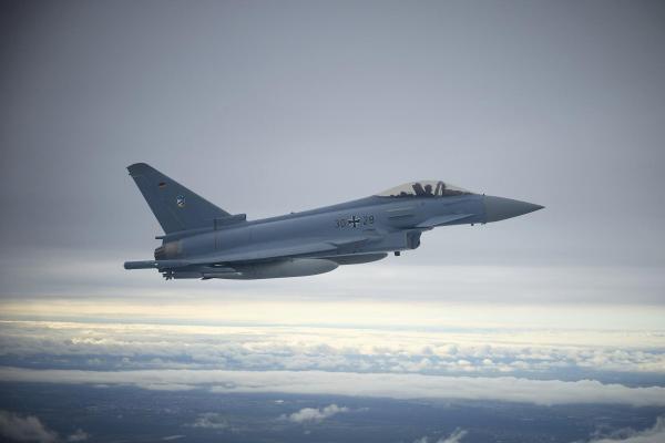 avion de luptă Eurofighter