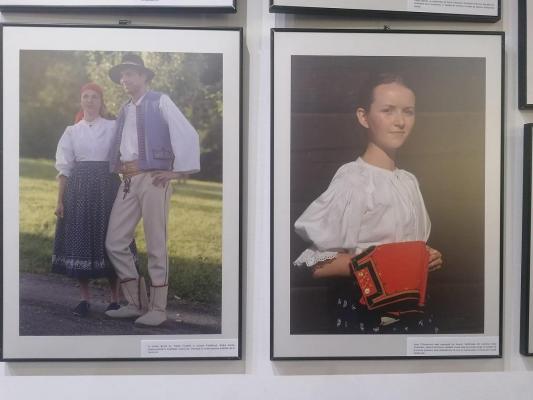 La Muzeul Satului, din Bucureşti, mai poate fi vizitată, până pe 15 februarie, expoziţia de fotografie "Valahii din Moravia"