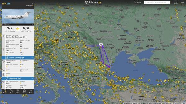 MApN, despre avionul "misterios" care a patrulat joi pe cerul României: Zboară de 2 ani în ţară