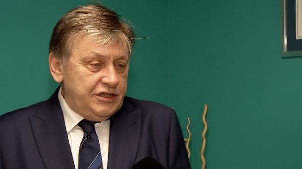 Crin Antonescu, după raportul Comisiei de la Veneţia: "Să explice încă o dată, chiar reprezentanţii CCR, temeiurile pentru care s-au anulat alegerile"