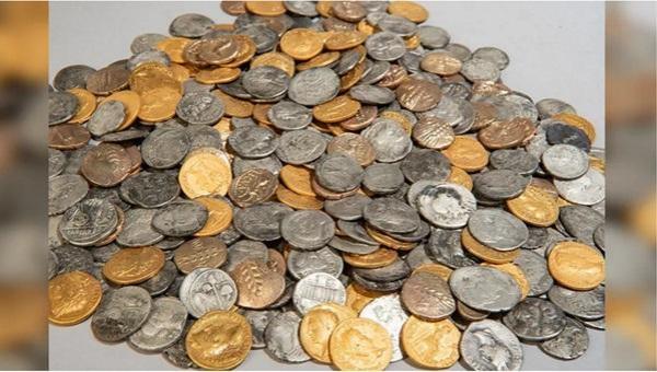 Olanda se laudă că a găsit un tezaur "inegalabil", dar nu pe al nostru. Comoara descoperită lângă Amsterdam cu un detector de metale