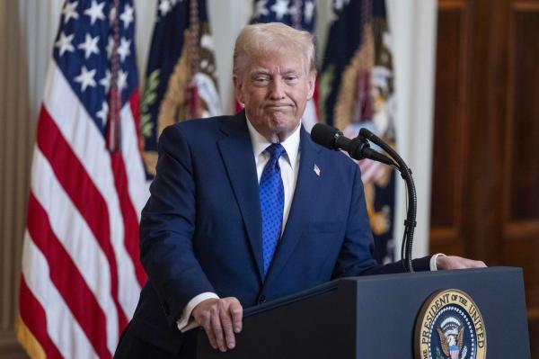 Donald Trump, după tragedia Donald Trump, după tragedia aviatică din Washington: "De ce turnul de control nu a transmis elicopterului ce să facă"din Washington: "De ce turnul de control nu a transmis elicopterului ce să facă"