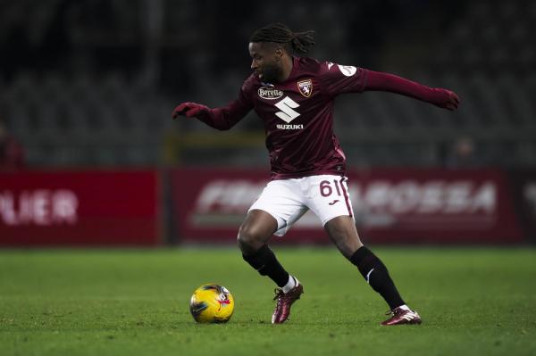 Adrien Tameze de la echipa Torino