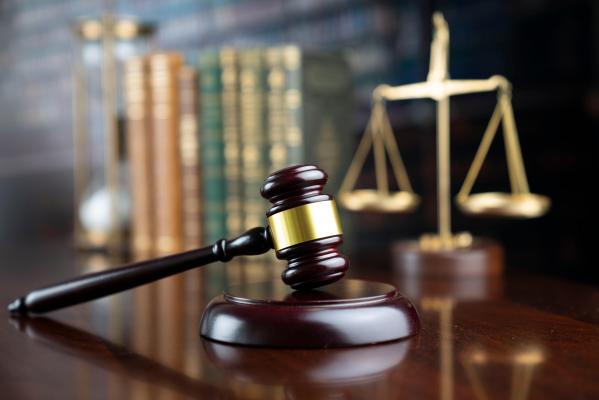 Condamnaţii pot participa la procese prin videoconferinţă. Proiectul de lege, adoptat de deputaţi