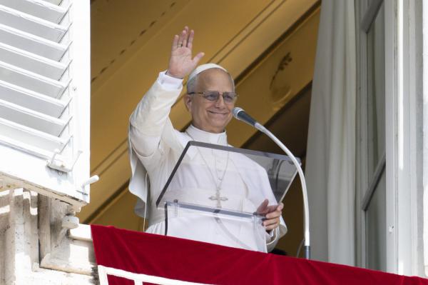 Papa Leon, mesaj înaintea summitului din Egipt: "Doi ani de conflict au lăsat moarte şi distrugere peste tot"