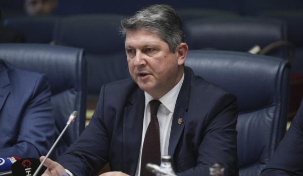 Titus Corlăţean, primele declaraţii după anunţul că se retrage din cursa pentru şefia PSD