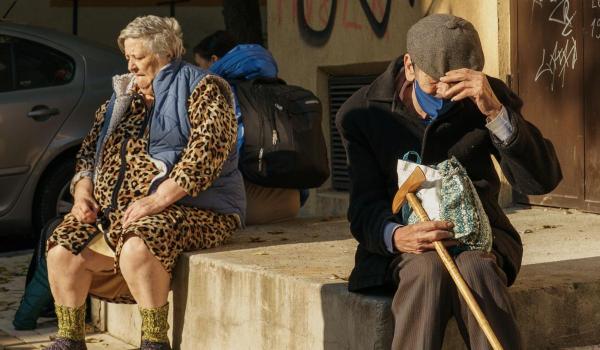 Bolojan anunţă sprijin pentru 400 de oameni afectaţi de explozia din Rahova. 45 dintre locuințe sunt asigurate