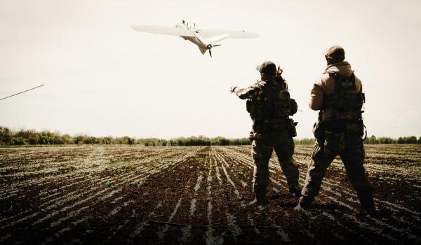 România va produce drone în ţară cu Ucraina, prin SAFE. "Nu e bine să le ţii pe stoc, vor fi depăşite"