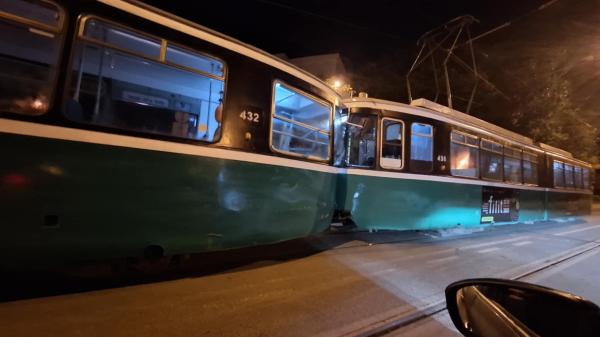 Două tramvaie s-au ciocnit pe bulevardul Tudor Vladimirescu din Iaşi