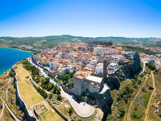 Locul unde primeşti 15.000 de euro doar ca să te muţi. Singurele condiţiile pe care trebuie să le îndeplineşti