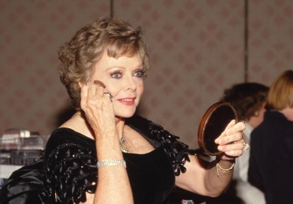 June Lockhart, actriță cunoscută din serialele TV "Lassie" și "Pierduți în spațiu", a murit la 100 de ani