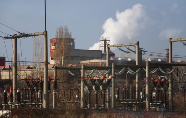 Rafinăria Petrotel ar putea fi vândută de Lukoil unei companii fondate de un oligarh rus. Reacția Guvernului