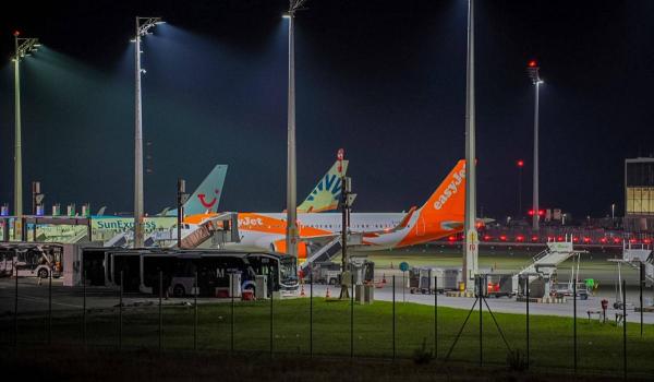 Aeroportul din Munchen, înschis pentru a doua zi la rând, din cauza unor drone neidentificate